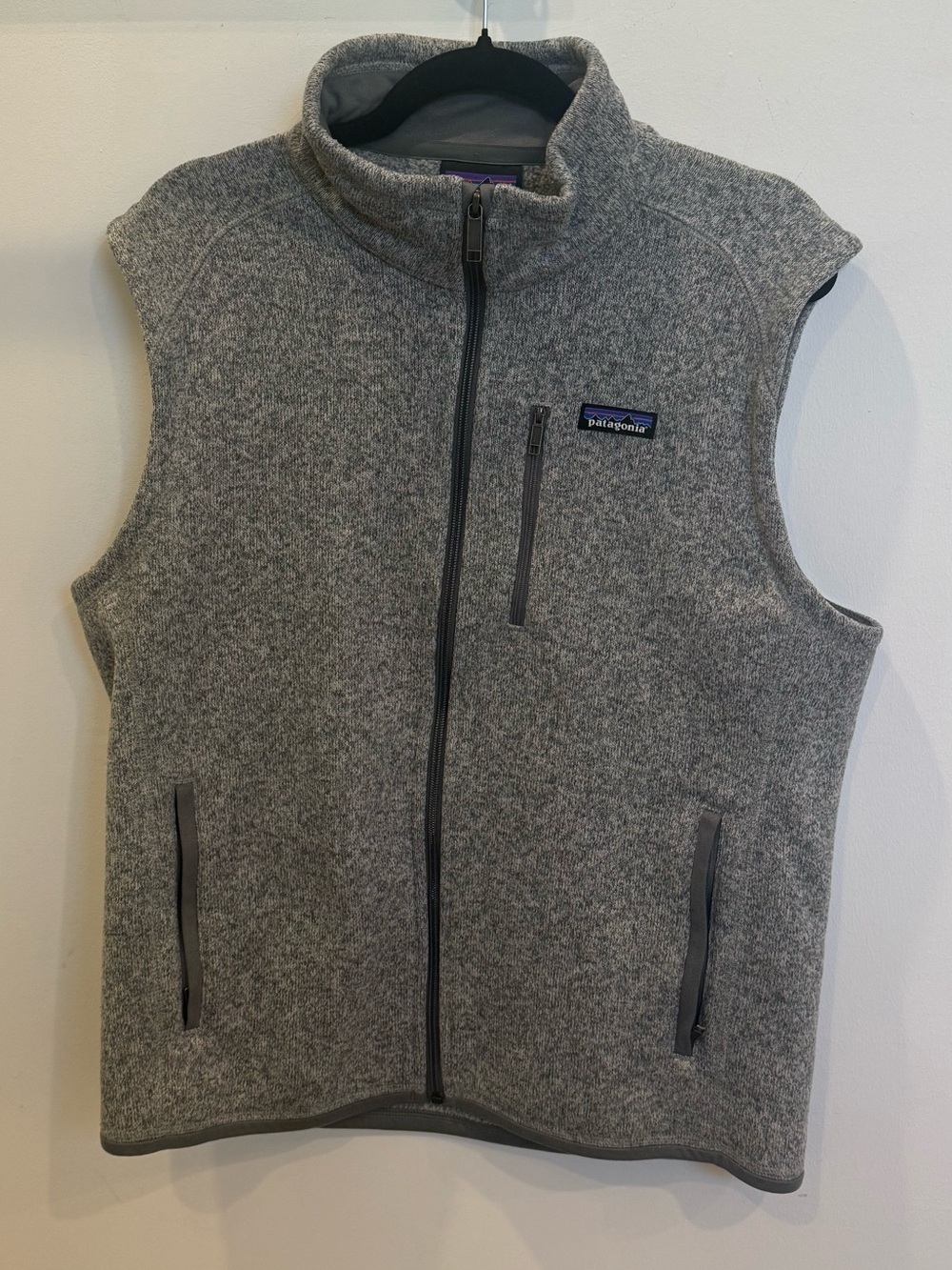 Patagonia Men’s Gray Full-Zip Fleece Vest
